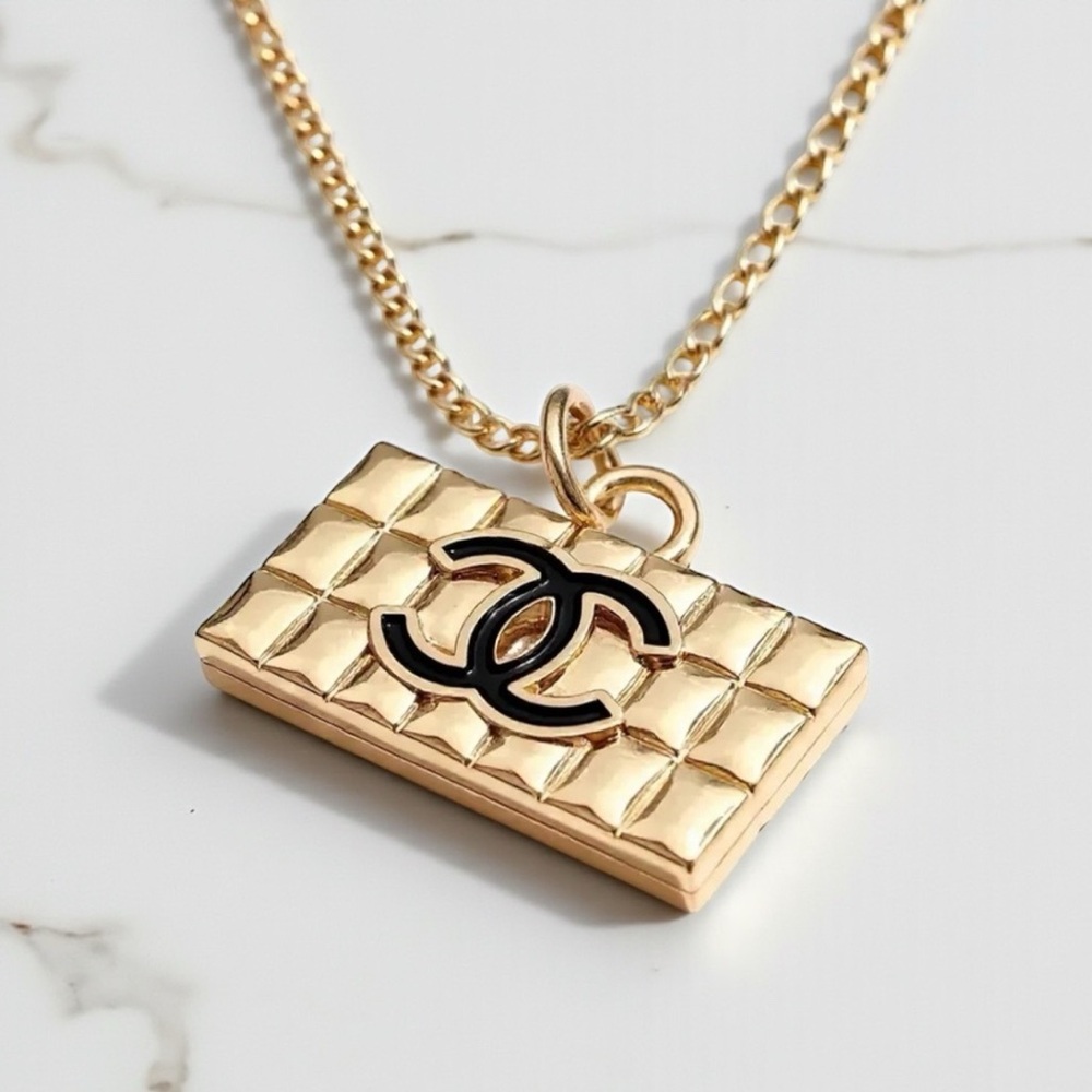 CHANEL Authentic Gold and Black Pendant for Necklace - Picture 3 of 12